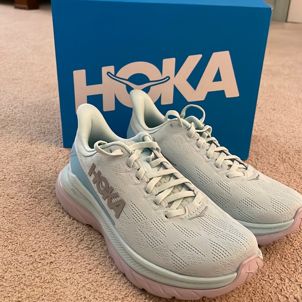 Hoka Mach 4 running shoes